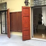 Temporary House Oberdan Apartman *