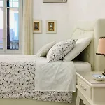 Temporary House Oberdan Апартаменты *