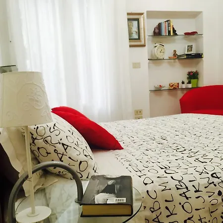 Temporary House Oberdan Διαμέρισμα