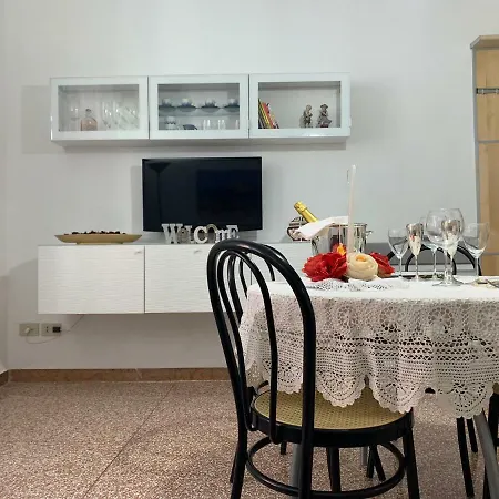 Temporary House Oberdan Апартаменты *