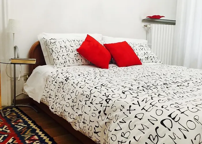 Апартаменты Temporary House Oberdan