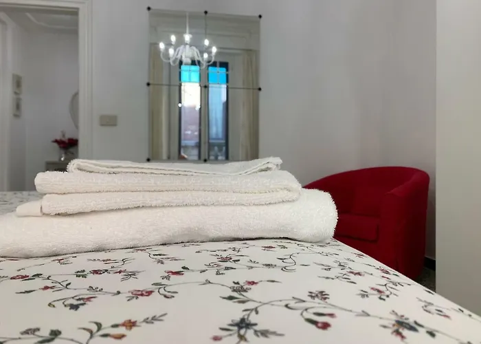 Temporary House Oberdan Болонья