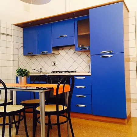 Temporary House Oberdan דירה *